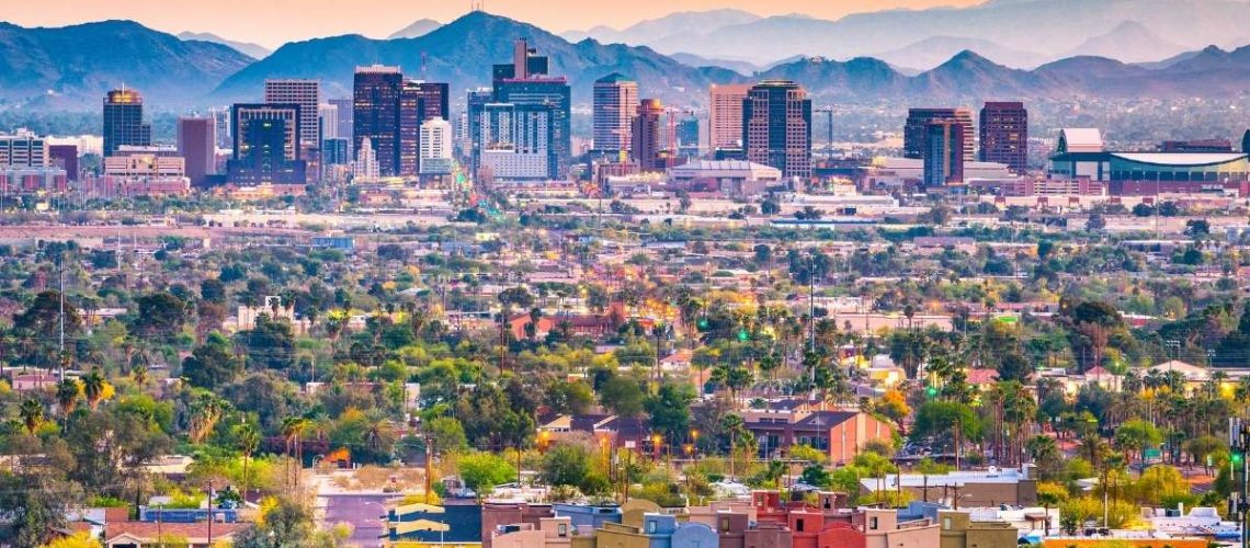 Exploring Arizona’s Top Destinations in a Luxury Chauffeured Car (1)