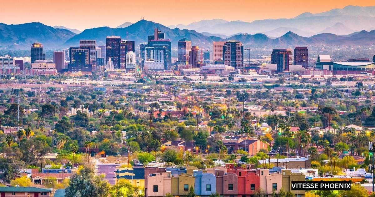 Exploring Arizona’s Top Destinations in a Luxury Chauffeured Car (1)